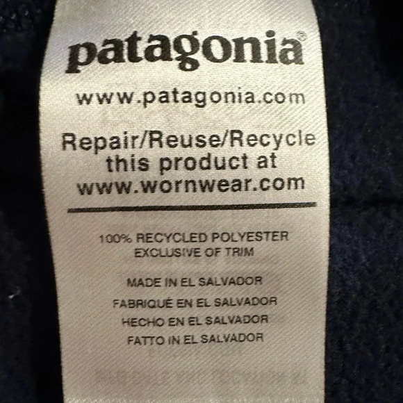 Patagonia half zip navy sweater size M - Picture 6 of 6